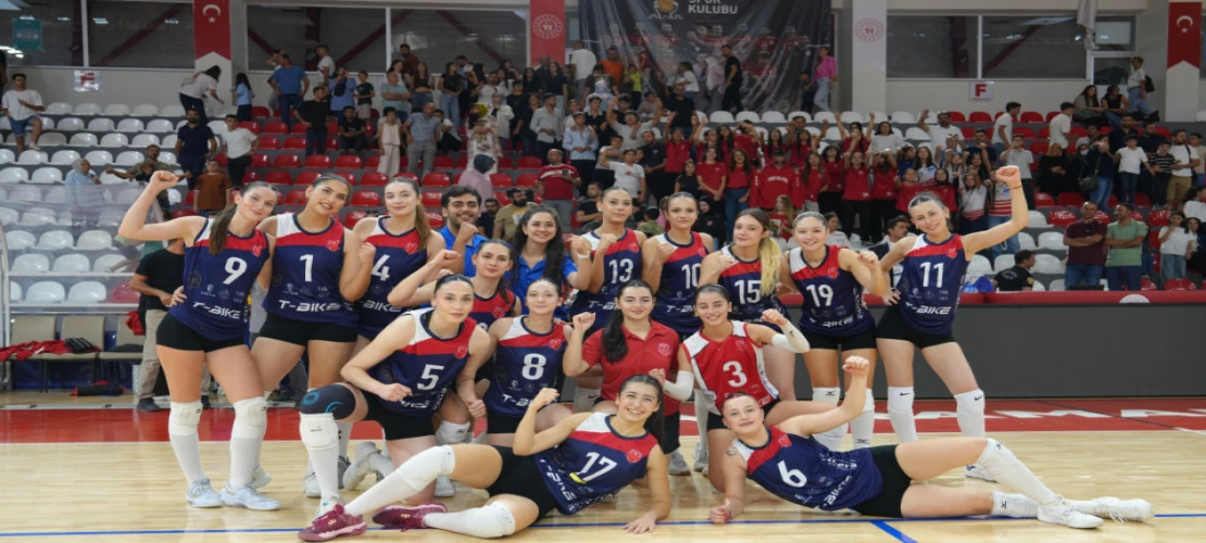 Büyükşehir’in Sultanları Lige Fırtına Gibi Başladı