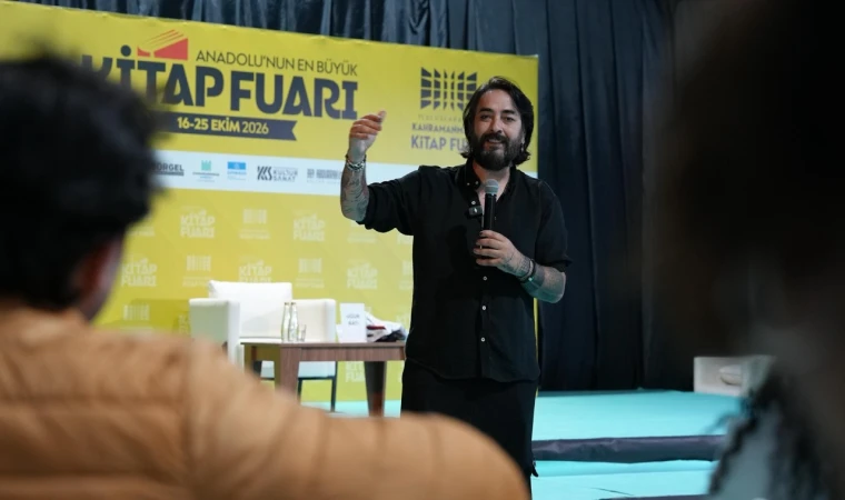 Kitap Fuarı’nda Uğur Batı’dan Bireysel ve Toplumsal Gelişim Söyleşisi