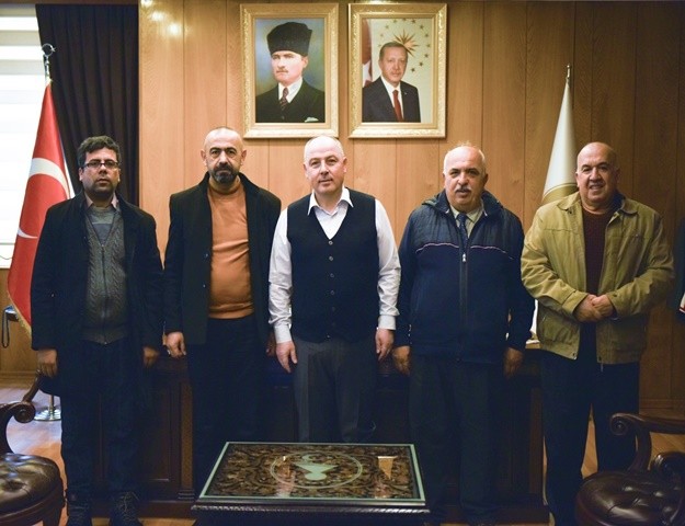 "Küresel Gazeteciler Konseyinin Küresel Medya Dergisini Vali Ömer Faruk Coşkun’a Sunduk"