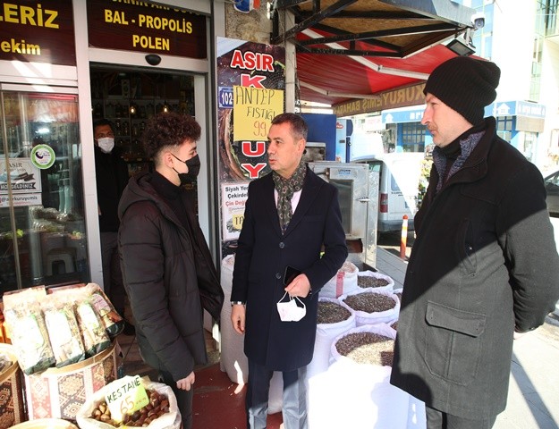 Başkan Şimşek Esnafla Bir Araya Geldi