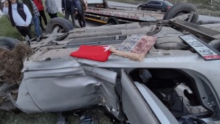 Köpeğe Çarpmamak İçin Manevra Yapan Otomobil Takla Attı
