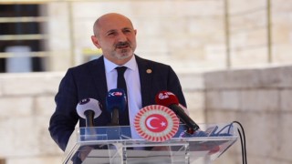 Öztunç, Elbistanlı Öğrenciler İçin Çözüm İstedi