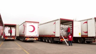 Ukrayna’ya İlk Yardım Konvoyu Yola Çıktı