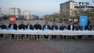 Öğrenciler Turgut Dedeleri İle İftar Yaptı