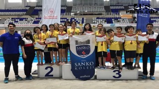 SANKO Okulları'nın Minik Yüzücülerine 43 Madalya