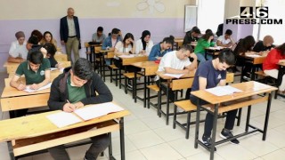 40 Bin Öğrenciye Sınavlara Hazırlık