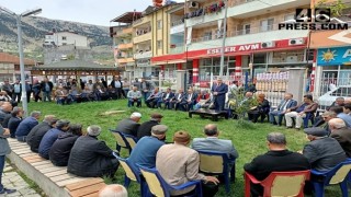 AK Kadrolar Bayramda da Sahada!