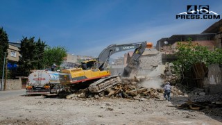 Dulkadiroğlu’nda Metruk Binalar Yıkılıyor