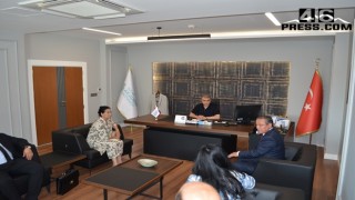 Özbekistan Heyeti Sular Akadeni Hastanesi’nde