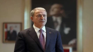 Astsubaylara müjdeyi Bakan Akar verdi