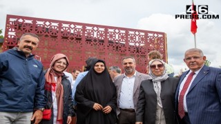Başkan Mahçiçek "Ay yıldızlı bahçemiz ve değerlerimizle Hollanda’ya damga vurduk"