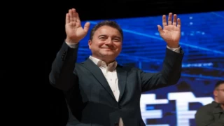 Türkiye’yi yeniden ayağa kaldıracağız