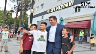 Başkan Okumuş "Türkiye'nin Gündeminde Olan Güzel Eğitimi Sinema Filmlerini Burada Oynatıyoruz"