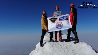 ALPEDO Ağrı Dağı zafer tırmanışına ortak oldu