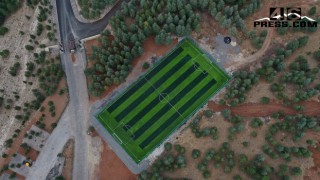 Başkan Okay’dan Yalnız Ardıç'a Futbol Sahası