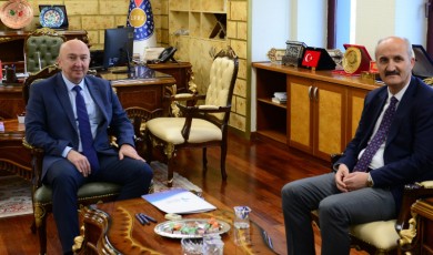 Dulkadiroğlu Belediye Başkanı Necati Okay’dan Rektör Yasım’a Ziyaret