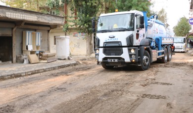 Büyükşehir Pazarcık’ta Bir Yolu Daha Yeniliyor