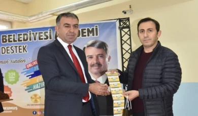 Kahramanmaraş Türkoğlu’nda 2 bin öğrenciye eğitim kartı