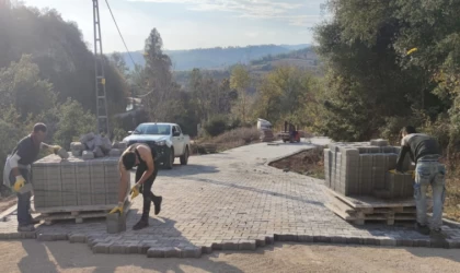 Büyükşehir Andırın’da Ulaşım Yatırımlarını Sürdürüyor