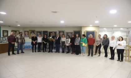 ‘Çizgilerdeki Yaşanmışlık’ Sergisi Kartal’da Açıldı