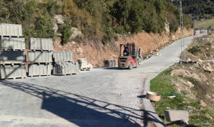 Büyükşehir’den Andırın’a 10 Bin Metrekare Kilit Parke