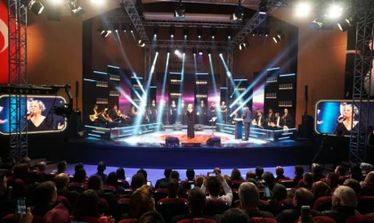 TRT Sanatçıları Müzik Ziyafeti Yaşattı