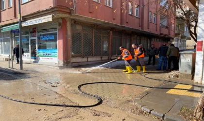 Afşin’de Depremin İzleri Siliniyor