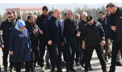 Başkan Güngör, Bakan Soylu ile Konteyner Kentte İncelemelerde Bulundu