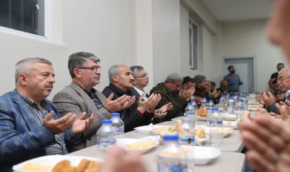 Başkan Okay, Vatandaşlarla İftar Sofrasında Buluştu
