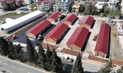 Büyükşehir, Kocaeli Çarşısı’nda Asfalt Çalışmalarını Sürdürüyor