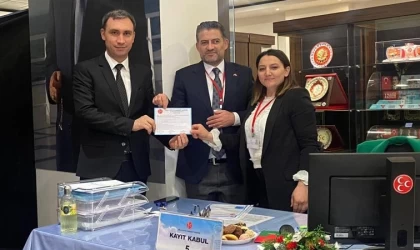 Hüseyin Kayış aday adaylığı başvurusunu yaptı