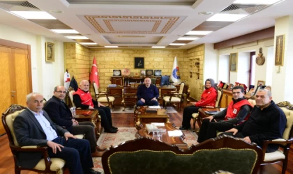 Kızılay Başkanı Kerem Kınık, KSÜ Rektörü Prof. Dr. Alptekin Yasımı Ziyaret Etti