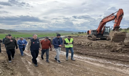Koordinatör Vali Akkoyun Kalıcı Konut İnşaatında İncelemelerde Bulundu