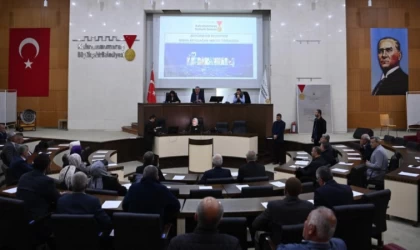 Deprem Sonrası İlk Meclis Toplandı