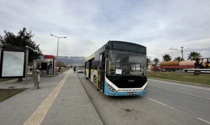 Toplu Taşımada Hat Sayısını ve Çalışma Saatlerini Artırdı