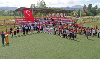 Göksun’da Öğrenciler Yeşil Sahada Buluşuyor