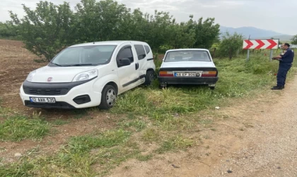 Kahramanmaraş’ta hafif ticari araç ile otomobil çarpıştı: 4 yaralı