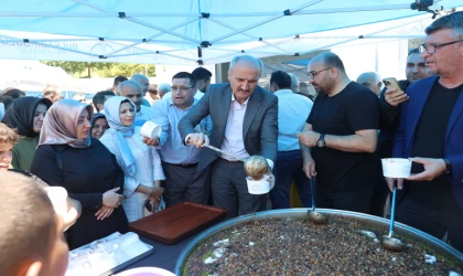 Aşure Birlik Ve Beraberliğimizin Yansımasıdır