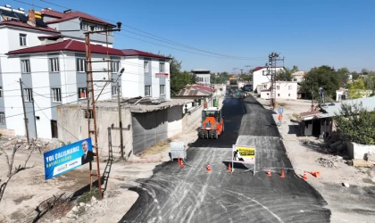 Büyükşehir, Darende Caddesi’nde Asfalt Yenilemelerini Tamamlıyor