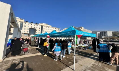 Dulkadiroğlu Kamu Külliyesi’nde Filistin İçin Kermes Düzenlendi