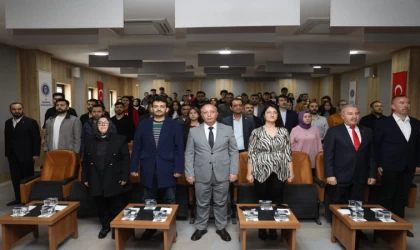 “Aşık Veysel” İstiklal Üniversitesi’nde Düzenlenen Programla Anıldı