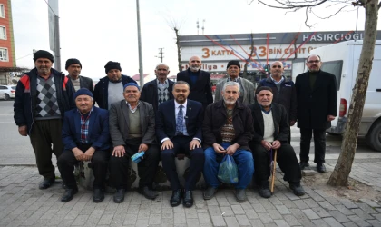Başkan Adayı Toptaş, Piri Reis Mahallesi’nde Esnaf ve Vatandaşlarla Buluştu