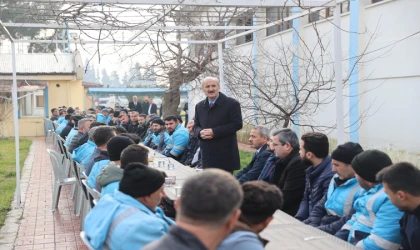 Başkan Okay, Belediye Çalışanlarıyla Bir Araya Geldi