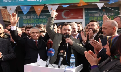 Elbistan'da Bayrak Değişimi: Murat Mercan Göreve Hazır