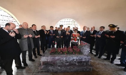 KSÜ Rektörü Yasım, Kahramanmaraş’ın Düşman İşgalinden Kurtuluşunun 104. Yılı Etkinliklerine Katıldı