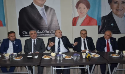 Oktay Vural, Başkan Adayı Selahaddin Can’ın seçim ofisini ziyaret etti 