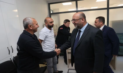 Başkan Akpınar, Güne Belediye Personeliyle Hasbihal Ederek Başladı