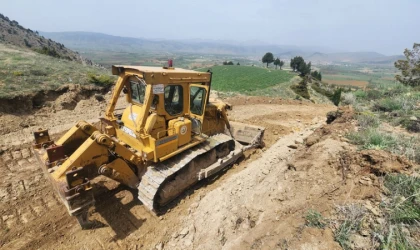 Büyükşehir, Göksun’da İnşa Edilecek Köy Evlerine Yeni Yol Açıyor