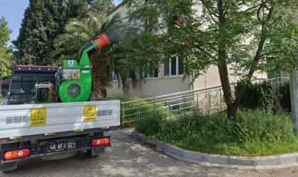 Büyükşehir’in İlaçlama Ekipleri Sahada…