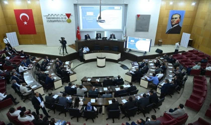Büyükşehir’de Canlı Yayınlanan İlk Meclis Toplantısı Gerçekleştirildi